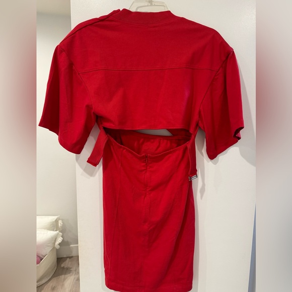 Jacquemus Bahia twist front cut out mini dress in red - Picture 5 of 6